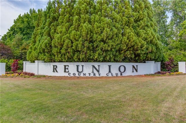6580 Red Hawk Way, Hoschton, GA 30548