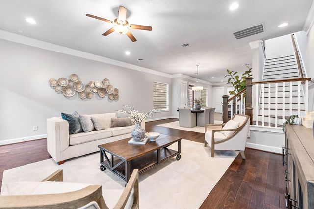 5609 Petty Street B, Houston, TX 77007