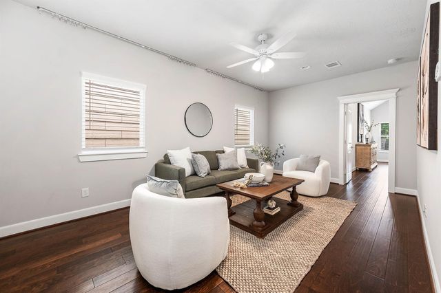 5609 Petty Street B, Houston, TX 77007