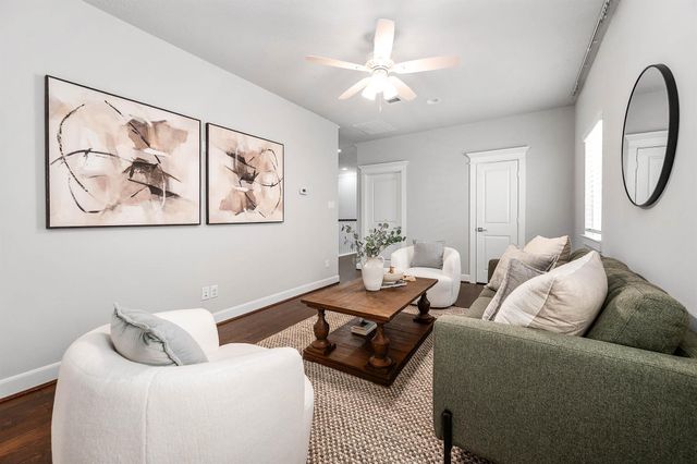 5609 Petty Street B, Houston, TX 77007