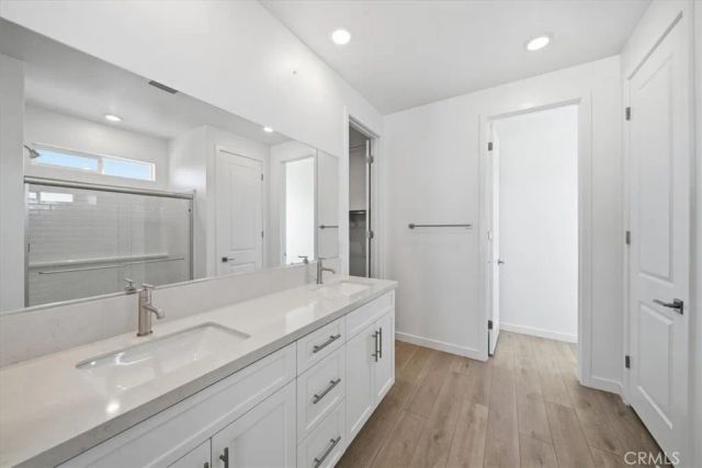 3229 E Avenue J-4, Lancaster, CA 93535