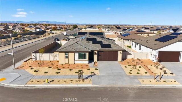 3229 E Avenue J-4, Lancaster, CA 93535