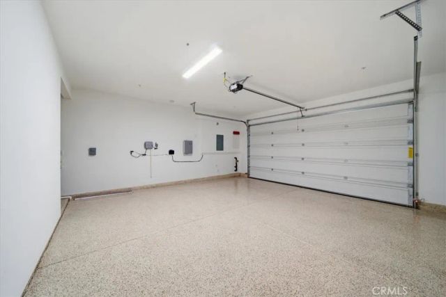 3229 E Avenue J-4, Lancaster, CA 93535
