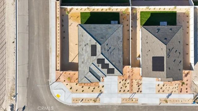 3229 E Avenue J-4, Lancaster, CA 93535