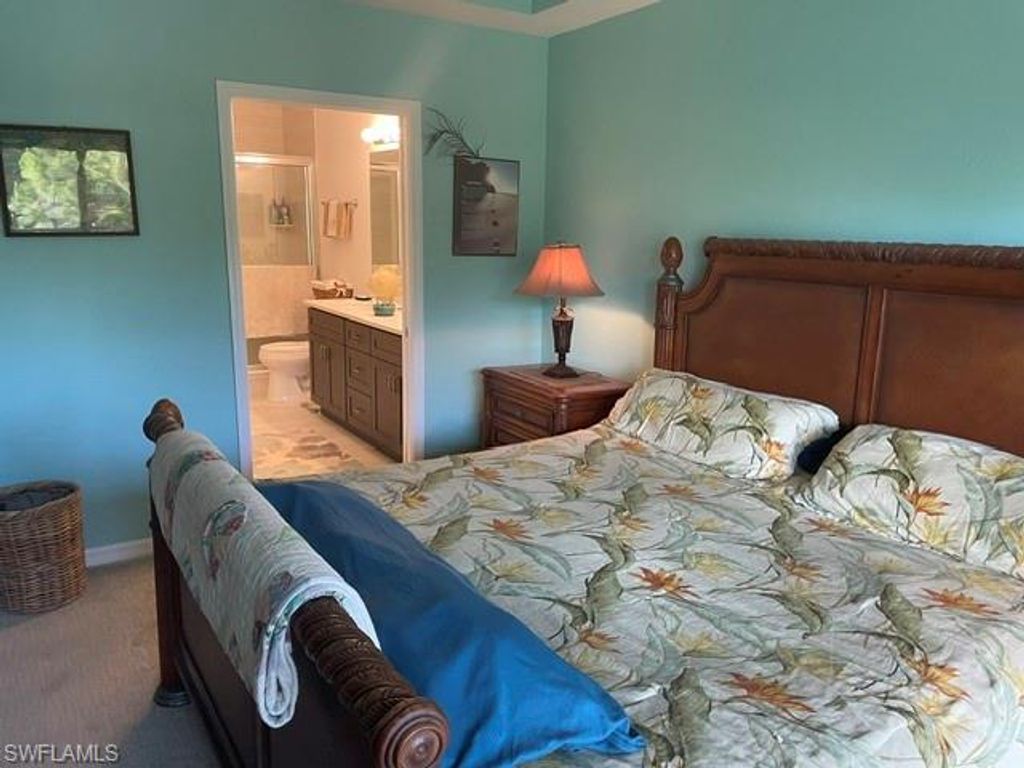 Image 11 of property listing at 1137 Winding Pines CIR 203, Cape Coral, FL 33909