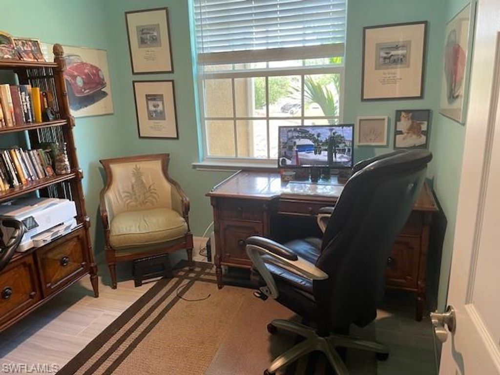 Image 19 of property listing at 1137 Winding Pines CIR 203, Cape Coral, FL 33909