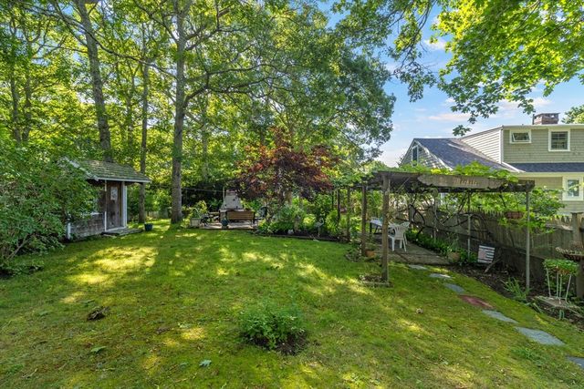 20 Park St, Yarmouth, MA 02673