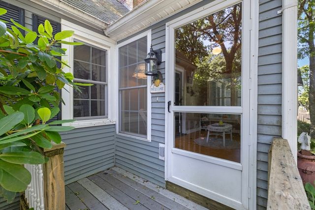 20 Park St, Yarmouth, MA 02673