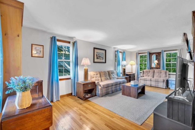 20 Park St, Yarmouth, MA 02673