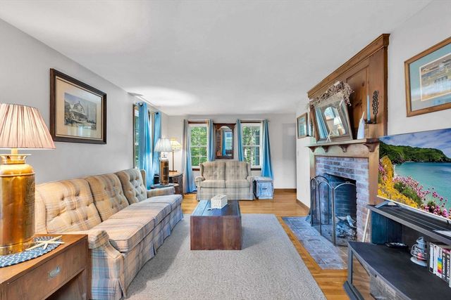 20 Park St, Yarmouth, MA 02673