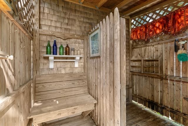 20 Park St, Yarmouth, MA 02673