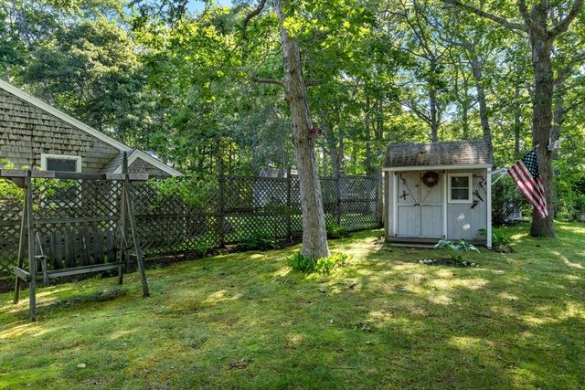 20 Park St, Yarmouth, MA 02673