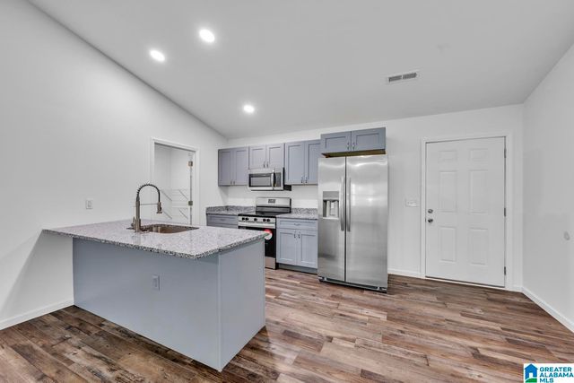 942 COUNTY ROAD 1459, Vinemont, AL 35179