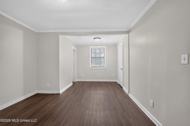 428 Northside Circle, Jackson, MS 39206