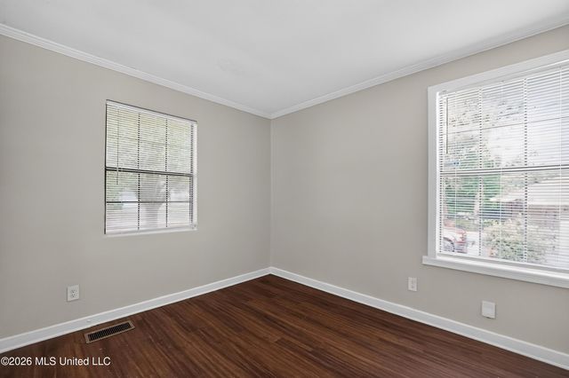 428 Northside Circle, Jackson, MS 39206