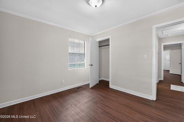428 Northside Circle, Jackson, MS 39206