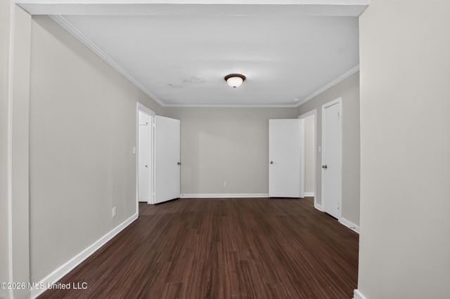 428 Northside Circle, Jackson, MS 39206