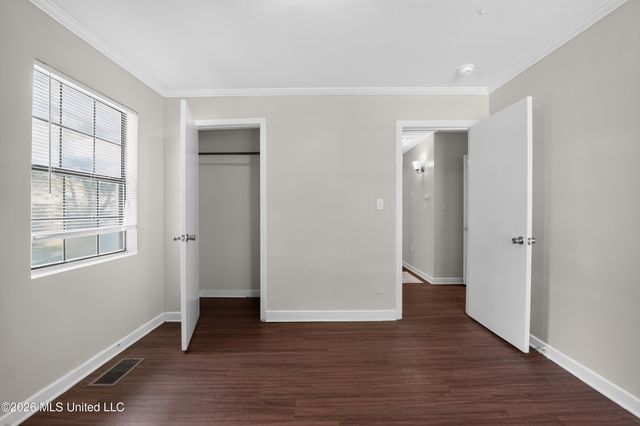 428 Northside Circle, Jackson, MS 39206