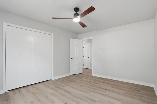 9127 Clubhouse Drive, Riverdale, GA 30274