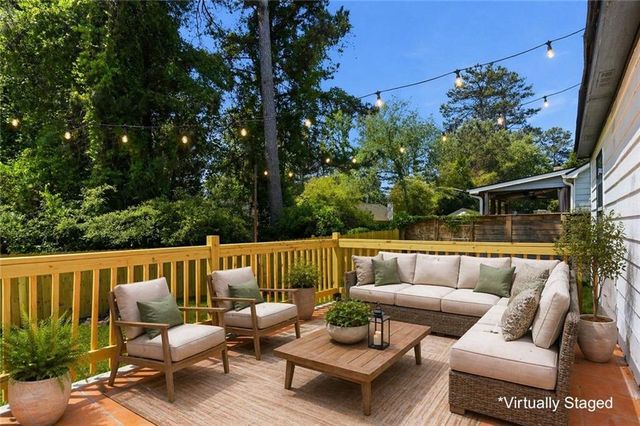 9127 Clubhouse Drive, Riverdale, GA 30274