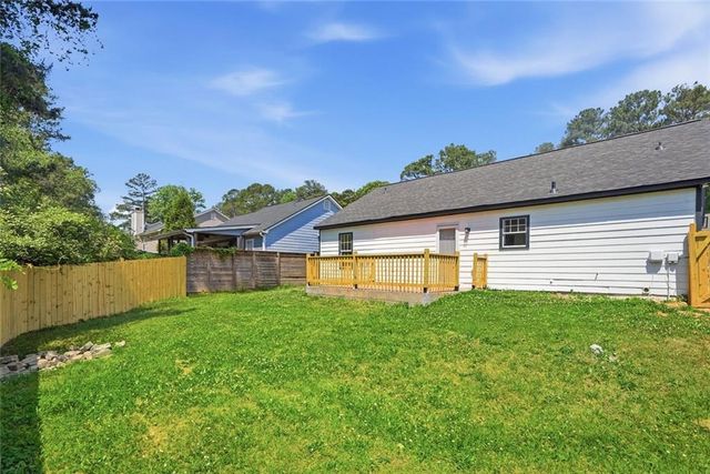 9127 Clubhouse Drive, Riverdale, GA 30274
