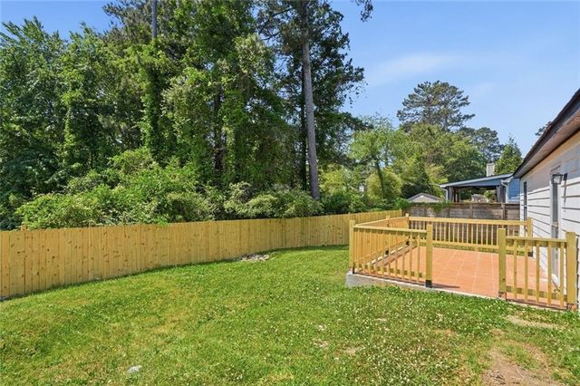 9127 Clubhouse Drive, Riverdale, GA 30274