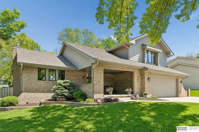 507 S 158th Street, Omaha, NE 68118
