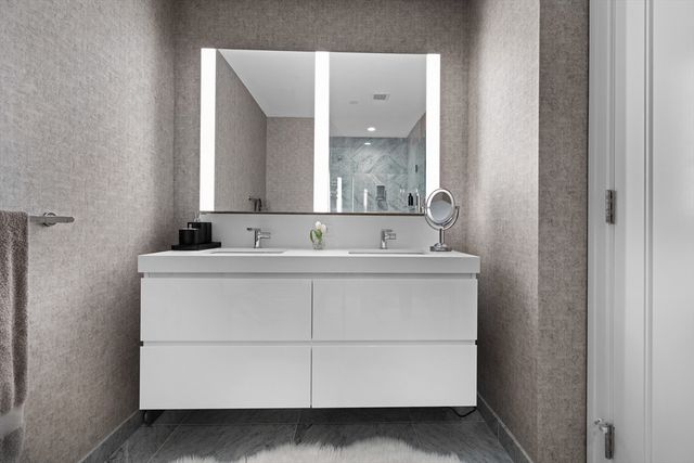 135 Seaport Blvd 1902, Boston, MA 02210