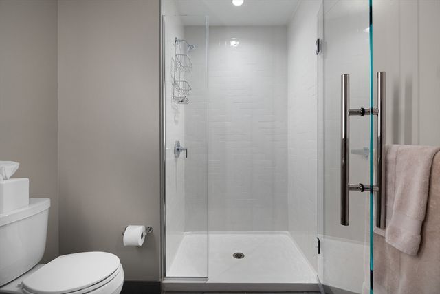 135 Seaport Blvd 1902, Boston, MA 02210