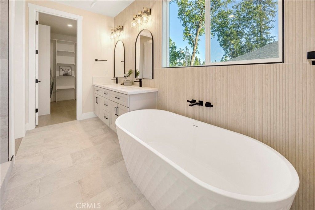 Image 21 of property listing at 6280 Forest Lane, Paradise, CA 95969