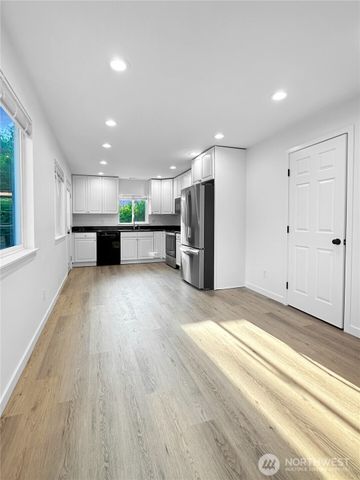 6539 51 Avenue S, Seattle, WA 98118