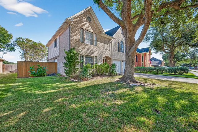 8411 Tamayo Drive, Houston, TX 77083