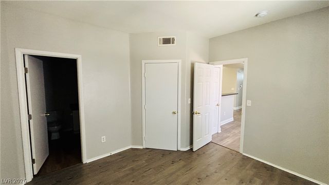 2171 Hussium Hills Street 206, Las Vegas, NV 89108