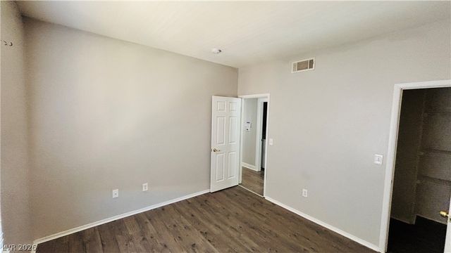 2171 Hussium Hills Street 206, Las Vegas, NV 89108