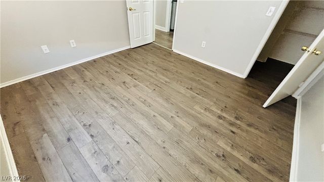 2171 Hussium Hills Street 206, Las Vegas, NV 89108