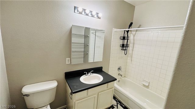 2171 Hussium Hills Street 206, Las Vegas, NV 89108