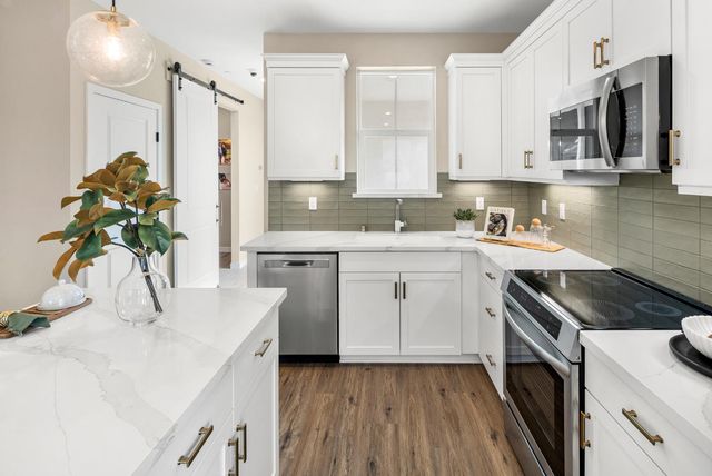 6509 Jacinto Ave, Sacramento, CA 95823