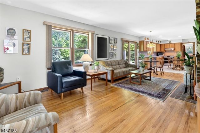 54 Platz Drive, Montgomery Twp., NJ 08558