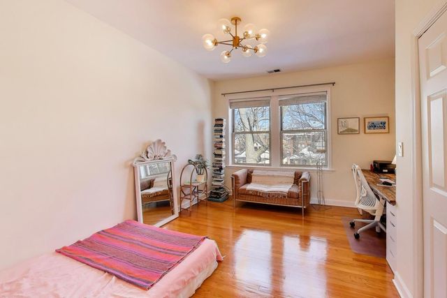 1524 W Fargo Avenue 3N, Chicago, IL 60626