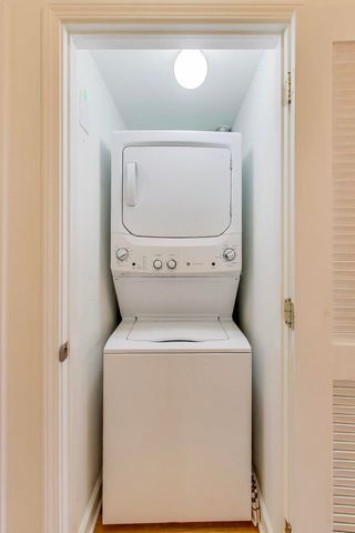 1524 W Fargo Avenue 3N, Chicago, IL 60626