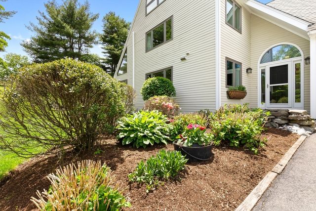 79 Scotland Rd, Newbury, MA 01951