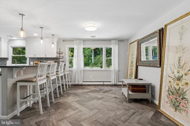 302 W FERRY RD, Yardley, PA 19067