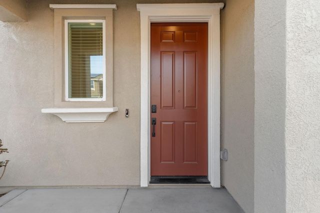 2071 Brown St, Lincoln, CA 95648