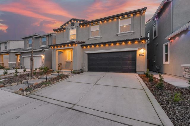 2071 Brown St, Lincoln, CA 95648