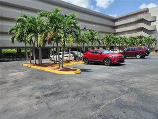 802 NW 87th Avenue 312, Miami, FL 33172