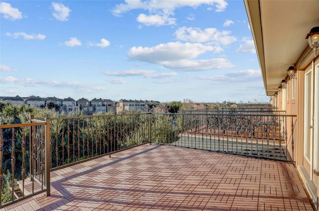 9133 Creekstone Lake Drive, Houston, TX 77054