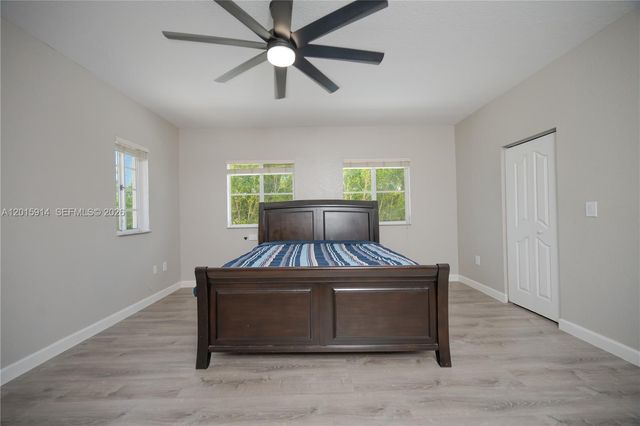 2890 NE 4th St, Homestead, FL 33033