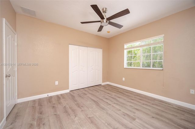 2890 NE 4th St, Homestead, FL 33033
