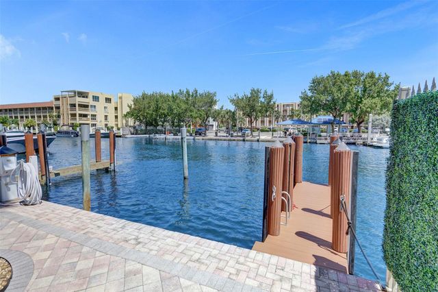 1801 SE 17th St, Fort Lauderdale, FL 33316