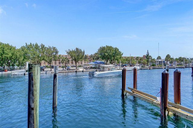 1801 SE 17th St, Fort Lauderdale, FL 33316